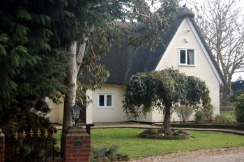 17 Thorncote Green March 2010